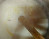 A picture of step 2 of Punjabi kesari kheer (yellow rice pudding).