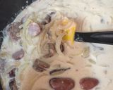 Foto del paso 4 de la receta: Salsa de nata, cebollas y chorizos