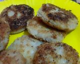A picture of step 5 of Sooji Aloo Cutlet.