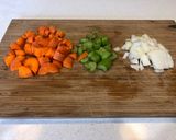 A picture of step 1 of Seafood chowder.
