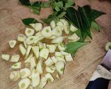A picture of step 2 of Puffed rice chivda (murmura chivada).