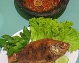 Foto langkah ke 4 dari resep Sambal Pecak Khas Betawi (Ikan Nila).