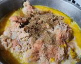 Foto langkah ke 2 dari resep Ayam serundeng lengkuas.