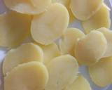 Parmigiana con patate - classic parmigiana with potatoes recipe step 2 photo