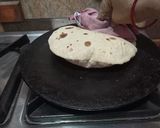रोटी और आलू की भुजिया (roti aur aaloo ki bhujiya recipe in Hindi) रेसिपी चरण 6 फोटो