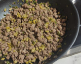 Foto del paso 5 de la receta: Patatas asadas rellenas de carne picada. 🥔🐮