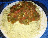 A picture of step 1 of Spaghetti with vegetable stew.