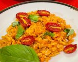 Foto del passaggio 1 della ricetta Risotto al pomodoro