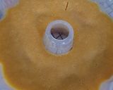Foto langkah ke 8 dari resep Bolu Labu Kuning Kukus.