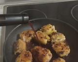 Foto del paso 7 de la receta: Patatas rellenas pavo queso al vino tinto rebozado tempura. 🥔🦚