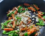 इन्स्टंट तिरंगा पास्ता (pasta recipe in marathi) रेसिपी स्टेप 3 फोटो 