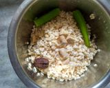 A picture of step 4 of Kachori.
