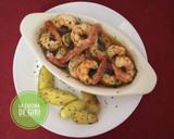 Foto del paso 2 de la receta: Camarones al Ajillo & Papas salteadas