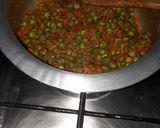 A picture of step 6 of Garden peas in coconut curry.