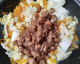 Foto langkah ke 3 dari resep Kwetiau Saus Bulgogi.