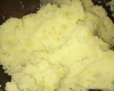 Foto langkah ke 1 dari resep Perkedel Kentang Kornet.