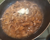 Foto del paso 3 de la receta: Champiñón con cebolla
