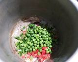 A picture of step 4 of Vegetable Pulao.