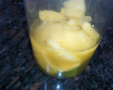 Foto del paso 1 de la receta: Zumo de piña y kiwi