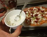 Foto del paso 6 de la receta: Pizza de mermelada de pimiento rojo asado y 6 quesos