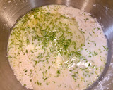 Foto del paso 9 de la receta Bizcocho de coco y lima con glaseado de coco rosa