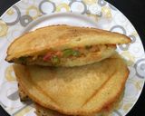 A picture of step 5 of Rava veg Mayonaisse sandwich.