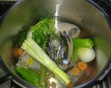 Foto del paso 2 de la receta Filetes de pescada en salsa verde