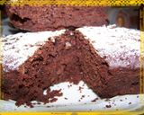 Une image de l'étape 3 de Moelleux au cacao et aux pommes.