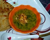 A picture of step 4 of Dal Palak.