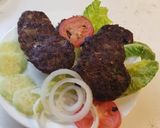 A picture of step 7 of Kacha Keema ka kabab.