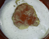 Foto del paso 3 de la receta: Huevo con salsa cremosa de ajo