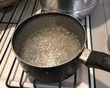 Foto langkah ke 2 dari resep Makanan AnakFusilli Salmon.