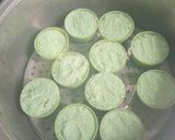 Foto langkah ke 5 dari resep Putu bambu (cetakan talam).