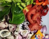 Foto langkah ke 1 dari resep Sambal Cumi Pete Mercon.