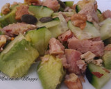 Foto del paso 4 de la receta: Ensalada de pepino, aguacate y atún