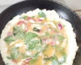 Foto langkah ke 4 dari resep Telur Dadar Thailand | Khai Jiao.