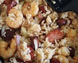Foto del paso 4 de la receta: Arroz con camarón y embutidos