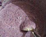 A picture of step 6 of Mulberry Ice cream with fresh cream.