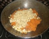 A picture of step 2 of Gajar Halwa.