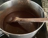 Foto del paso 3 de la receta: Bizcochuelo de chocolate con cobertura crujiente