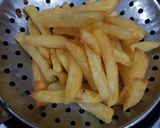 Foto langkah ke 9 dari resep Kentang Goreng (French Fries) Renyah ala KFC.
