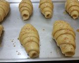 صورة لخطوة 2 من وصفة كرواسون بالجبنة 🥐🥐