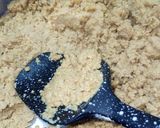 A picture of step 4 of Arabic Chickpea Tahini Bars.