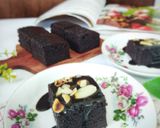 Foto langkah ke 6 dari resep Steamed chocolate moist cake.