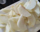 Foto del paso 2 de la receta: Sándwich de berenjena🍆con pera y queso🧀🍯🧅🍐