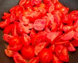 Foto del paso 9 de la receta: Pimientos rellenos de carne y quinoa con salsa de tomate a la crema