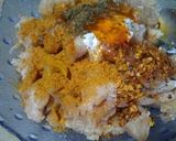 A picture of step 1 of Shawarma(with white sauce).