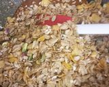 A picture of step 5 of Desi Muesli Bars.