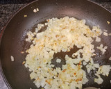 Foto del paso 2 de la receta: Merluza con gambones