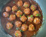Foto langkah ke 4 dari resep Bola- bola Daging Saus BBQ (Sweet and Sour BBQ Meatballs).